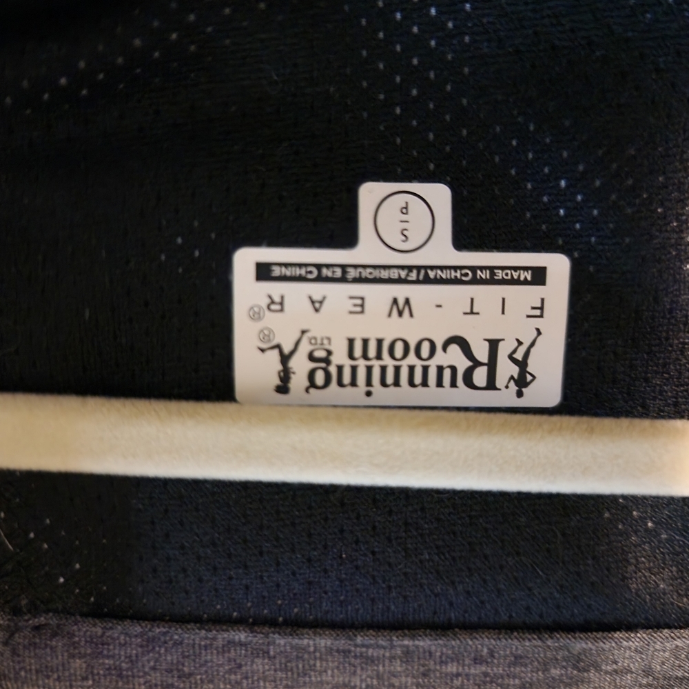 Running jacket - Picture 3 of 3